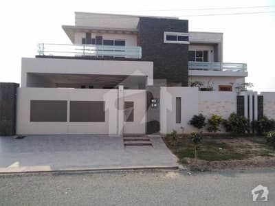 1 Kanal Double Storey House Available For Sale 1 Kanal Double Storey House Available For Sale