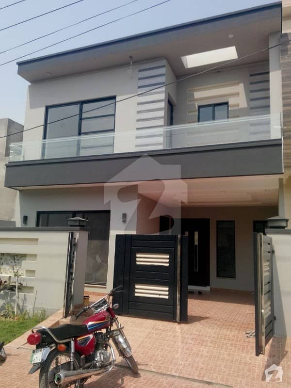 5 Marla House Is Up For Sale In State Life Housing Society 5 Marla House Is Up For Sale In State Life Housing Society
