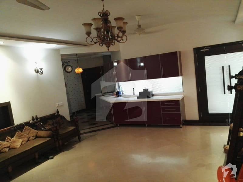 Fully Furnished 1 Kanal  Upper Portion Is For  Rent