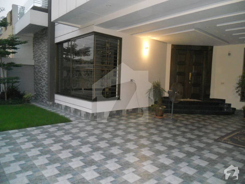 1 kinal brand new house for sale