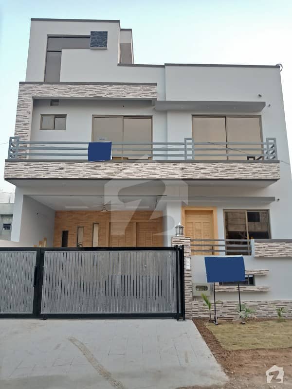 8 Marla 3 Storey Brand New Full House For Sale