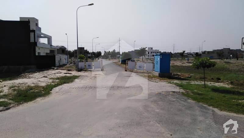 Gondal Estate Offer 8 Marla Plot Near Park And Surrounded Homes For Sale In DHA 11 Rahbar Phase 1 - Block A