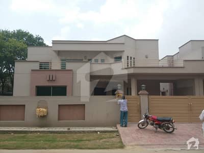 Askari 11 Sector B 1 Kanal 4 Beds Luxury House For Sale Askari 11 ...