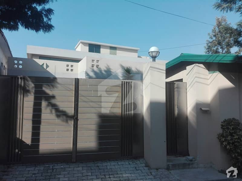 Jinnahabad Luxurious House Is For Sale