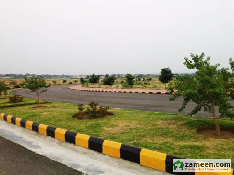10 Marla Plot Available For Urgent Sale In Bahria Town Phase 3