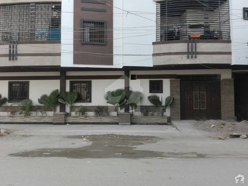 ناظم آباد - بلاک 1 ناظم آباد کراچی میں 2 کمروں کا 5 مرلہ بالائی پورشن 75 لاکھ میں برائے فروخت۔