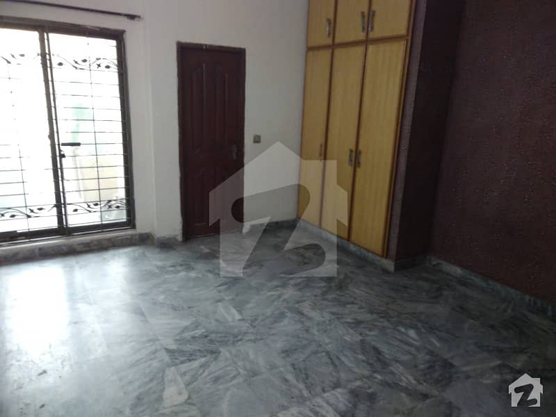 Room Is Available For Rent For Ladies Room Is Available For Rent For Ladies