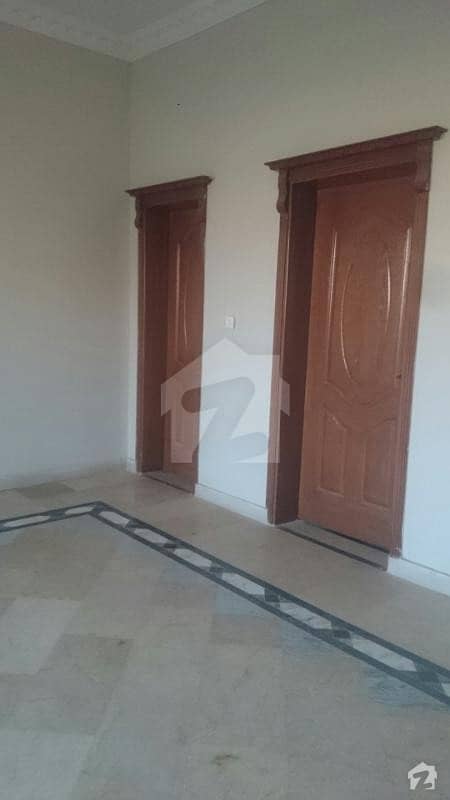 1 Kanal Independent House  For Rent