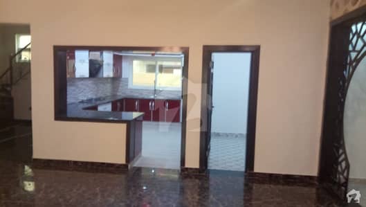 House For Sale - N Main Mall Road Opposite Peshawar Club House For Sale - N Main Mall Road Opposite Peshawar Club