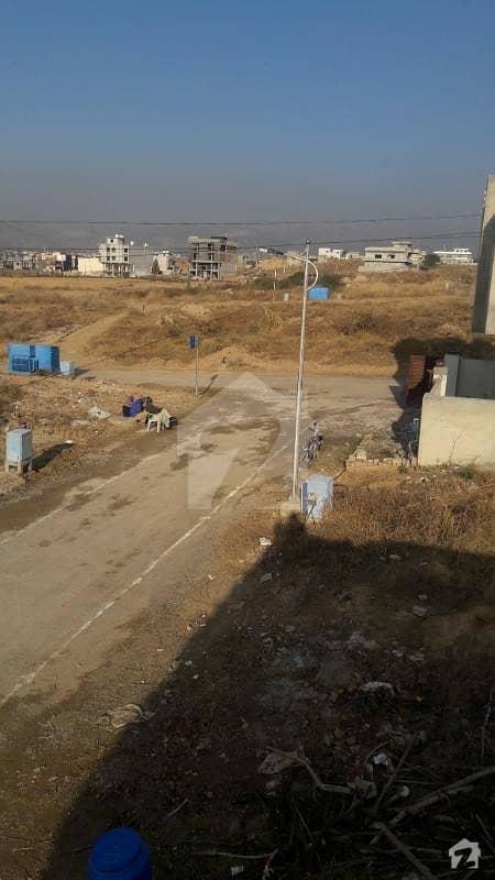 Plot Is Available For Sale In Shifayat Colony Moza Johd E14 Islamabad