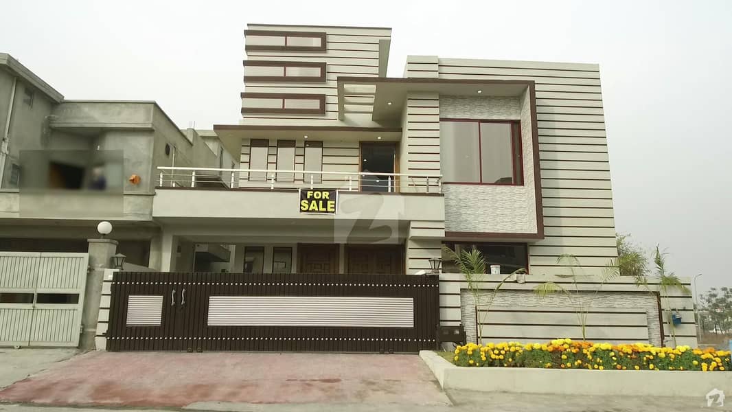 House No 25 For Sale - Street  No 07 Block B - Size 40X70