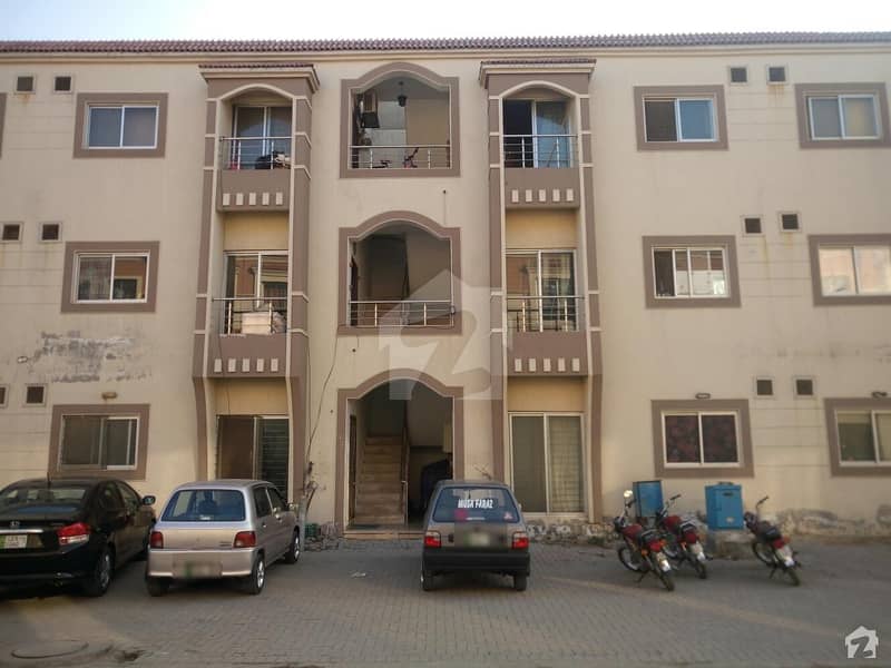 Good Location 1st Floor Flat Is Available For Sale