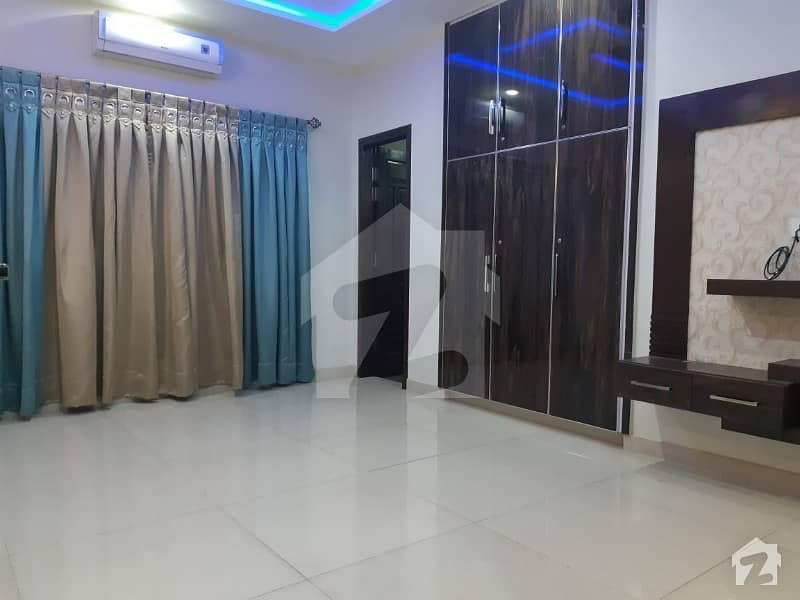 1 Kanal Lavish Bungalow Available For Rent  In Dha Phase 4 Hh Block