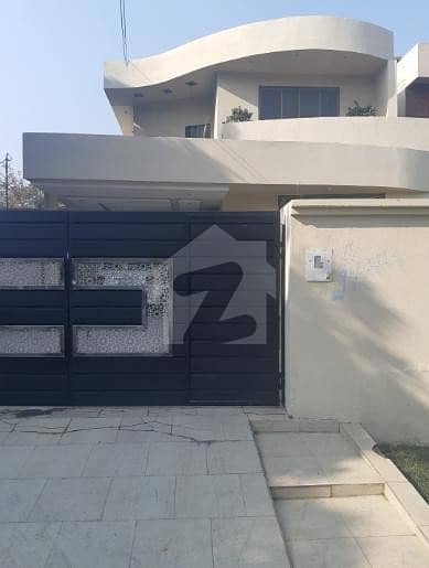 One Kanal House Is Up For Sale In Model Town - Block F