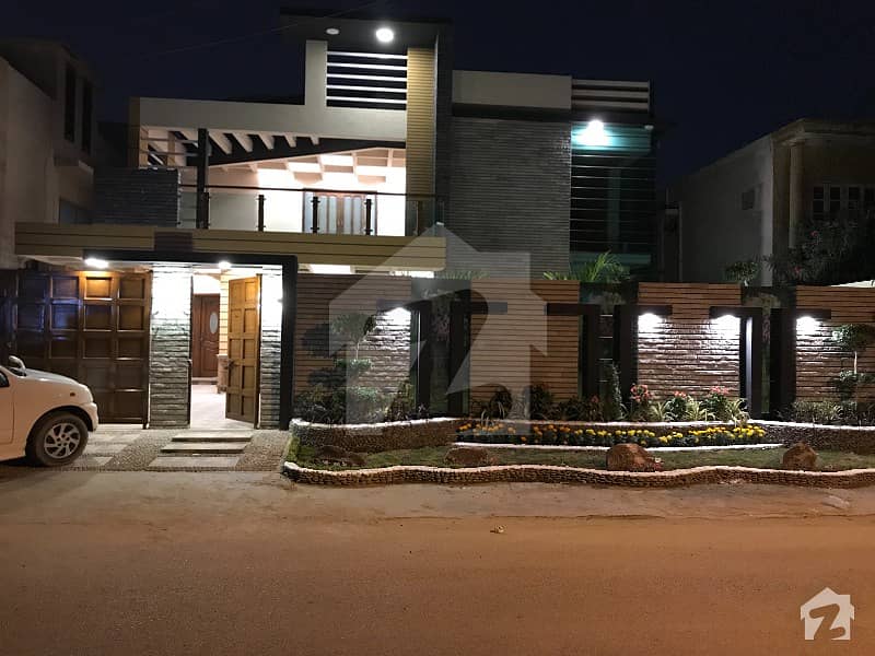 ڈی ایچ اے فیز 7 ڈی ایچ اے کراچی میں 5 کمروں کا 1 کنال مکان 11 کروڑ میں برائے فروخت۔ ڈی ایچ اے فیز 7 ڈی ایچ اے کراچی میں 5 کمروں کا 1 کنال مکان 11 کروڑ میں برائے فروخت۔