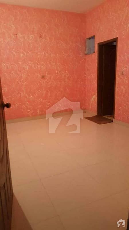 Flat For Sale Having 2 Bed Lounge On Tariq Road