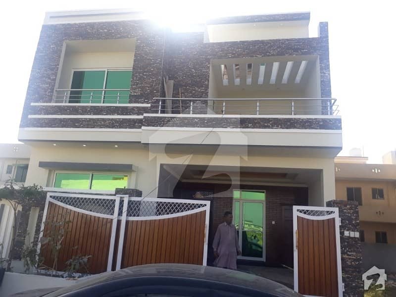 Elegant Newly Constructed House For Sale In F-17