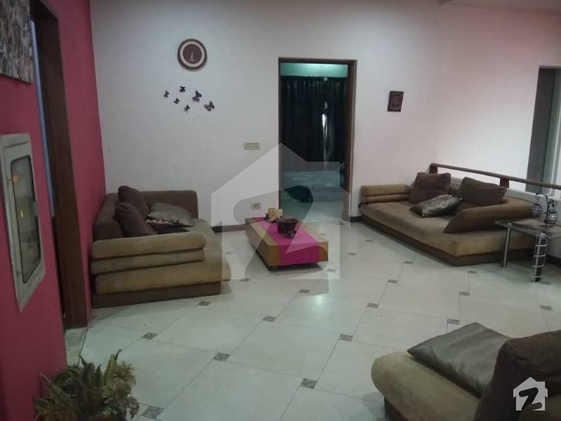 10 Marla Corner House Facing Park Fully Furnished Is Available For Sale