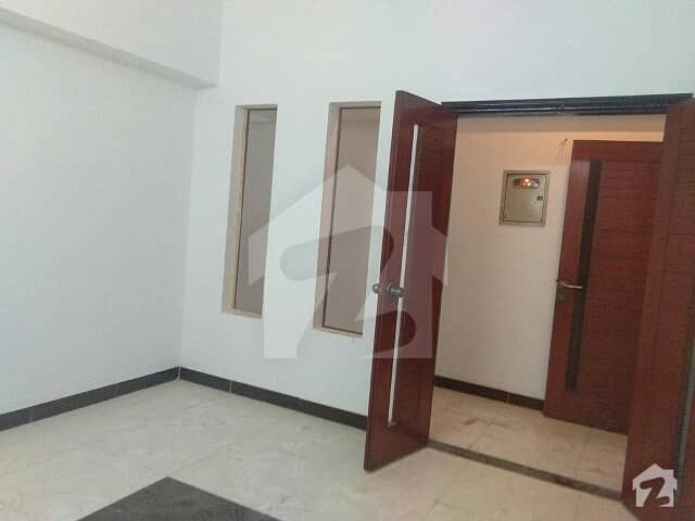 Flat For Rent Shaheed-e-millat Road