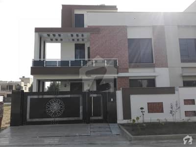 New 10 Marla House For Sale New 10 Marla House For Sale