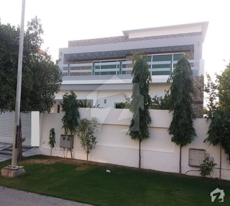Future Planners Offer 1 Kanal New House Double Unit For Rent In DHA Phase 6 Future Planners Offer 1 Kanal New House Double Unit For Rent In DHA Phase 6