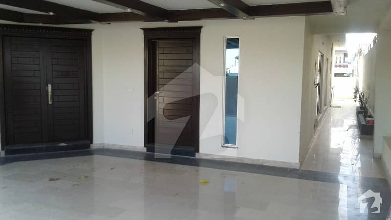 Fabulous One Kanal Ground Portion For Rent In Phase III