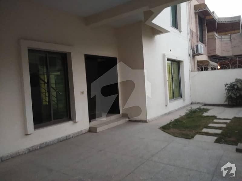 4 Beds Outclass Design House For Sale In Askari 10 Sector D Lahore