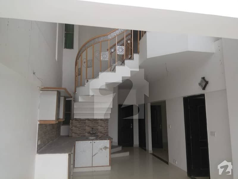 Duplex Apartment Available For Rent