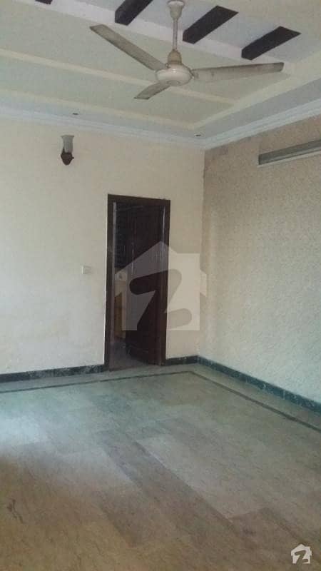 1kanal house for rent