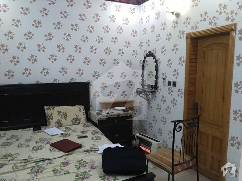 F10 Studio Furnished Room Only For Working Ladies Or Chinese