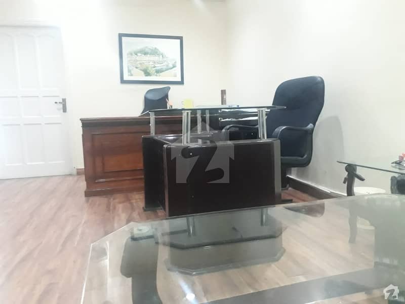 Commercial Flat For Office Use Available For Rent In Ideal Location Of Islamabad