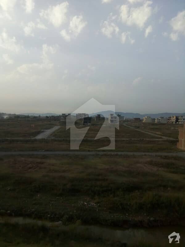80x240 Sq. Feet Plot In Heart Of Islamabad & On Ideal Location
