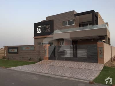 Low Price Kanal Owner Built Brand New Bungalow For Sale Near Glof Club Low Price Kanal Owner Built Brand New Bungalow For Sale Near Glof Club