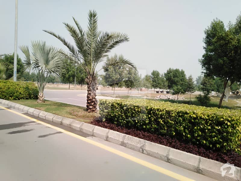 3 Marla Commercial Plot For Sale 100 Ft Road On Easy Installments In Qasim Garden
