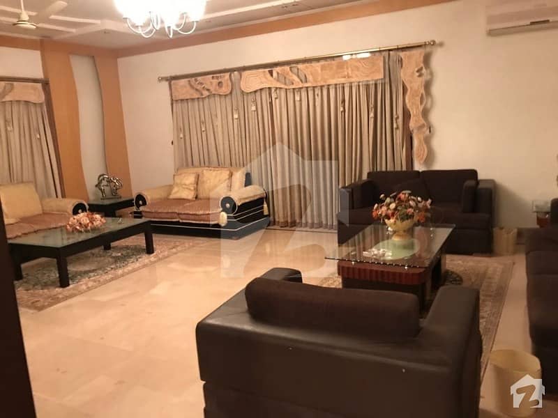 Gizri Lane 2000 Sq Yard  A Beautiful Bungalow Available For Sale