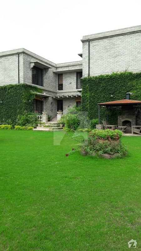 Superb Exclusive Creative 5 Kanal Farm House For Sale In Naval Farms Housing Scheme