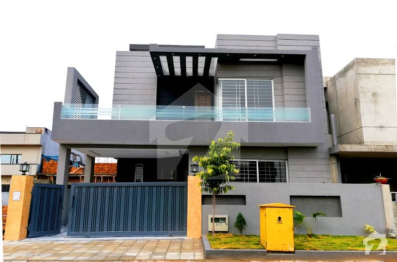 Decent Design Luxury House For Sale