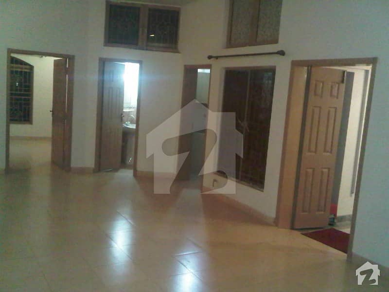 12 Marla Upper Portion For Rent In D Block Johar Town