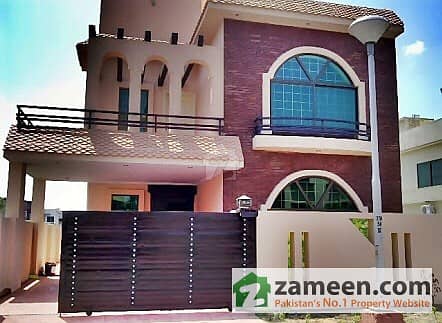 Luxury 5 Beds 10 Marla Size Bungalow Available For Sale In Bahria Town