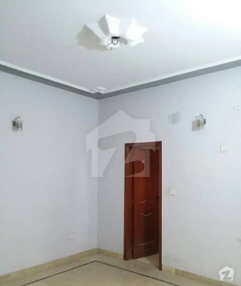 400 Sq. yd House For Rent At Kaneez Fatima Society