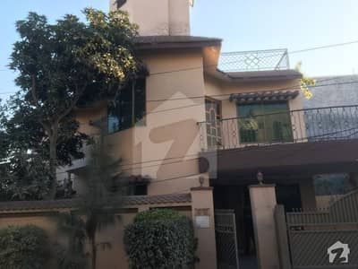 1 KANAL CORNOR HOUSE RENT FOR AVAILBLE 1 KANAL CORNOR HOUSE RENT FOR AVAILBLE
