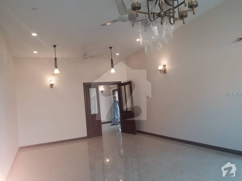 Bungalow Portion For Rent Prime Location In DHA Phase 8