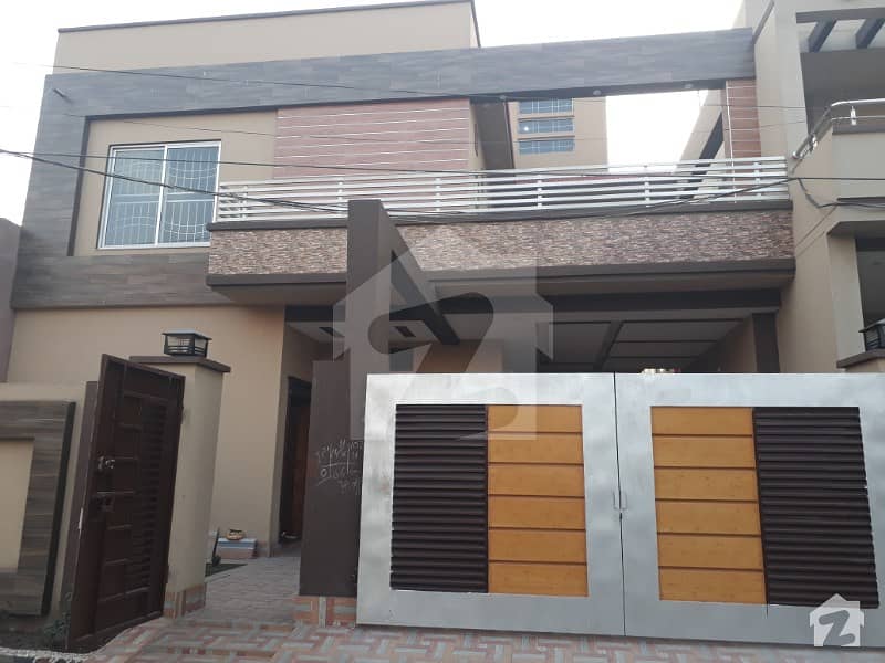 10 Marla Brand New House Available For Sale