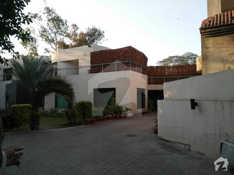 2 Kanal Double Story House For Sale 2 Kanal Double Story House For Sale