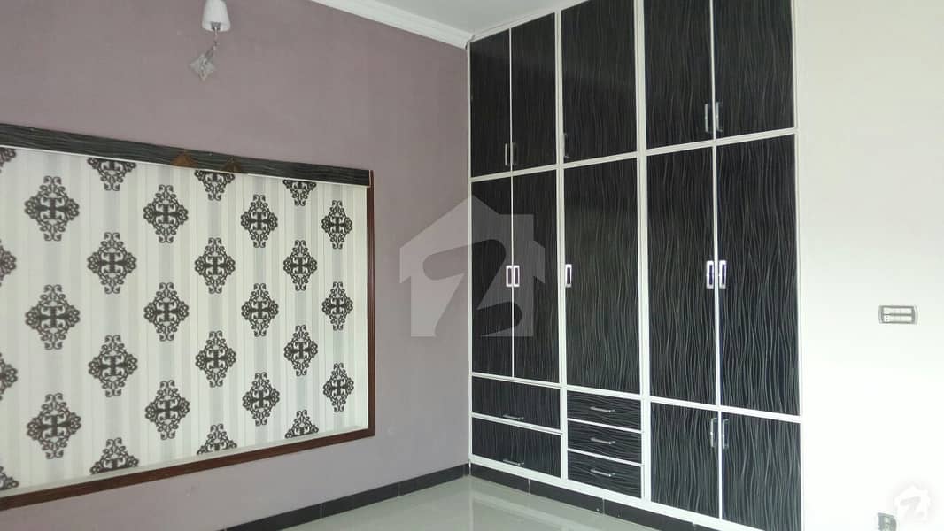 Single Storey House Is Available For Rent