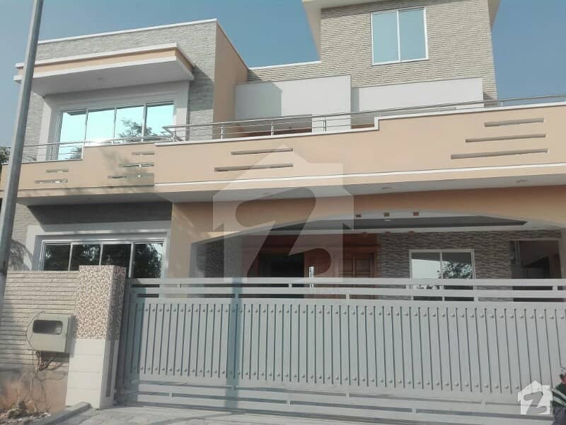 1 Kanal Double Unit House For Sale