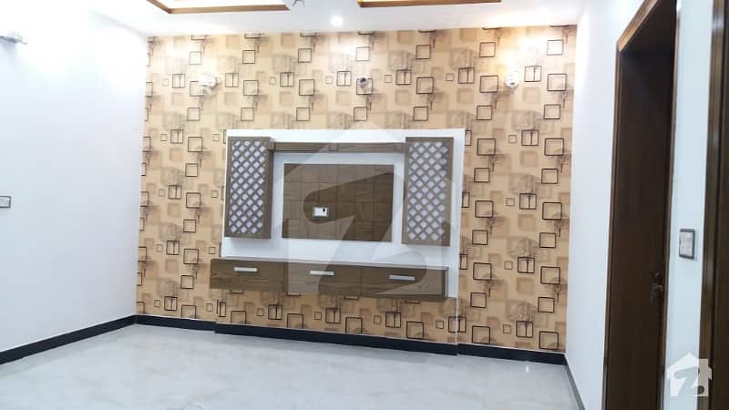 Johar Town D1 Block - 5 Marla Brand New House For Sale