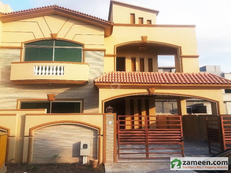 Owner Build 12 Marla Cape Code 5 Beds Bungalow Available For Urgent Sale In Bahria Town