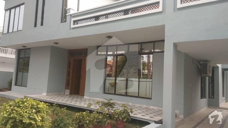 Property Connect Offer F10 Full House 678 Square Yard Available For Rent 6 Bedrooms With Attach Washrooms Margalla View
