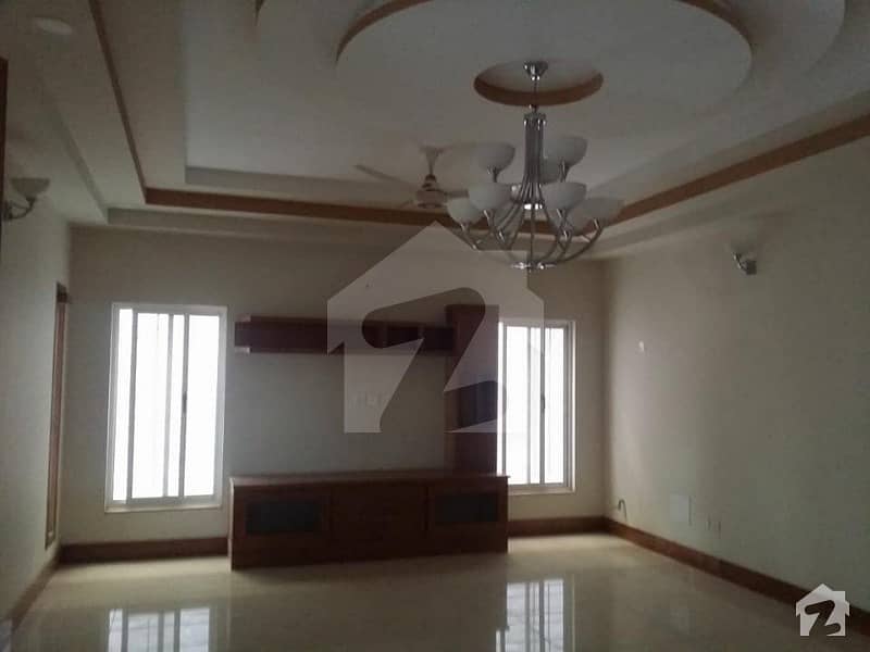 HOUSE FOR RENT IN PWD